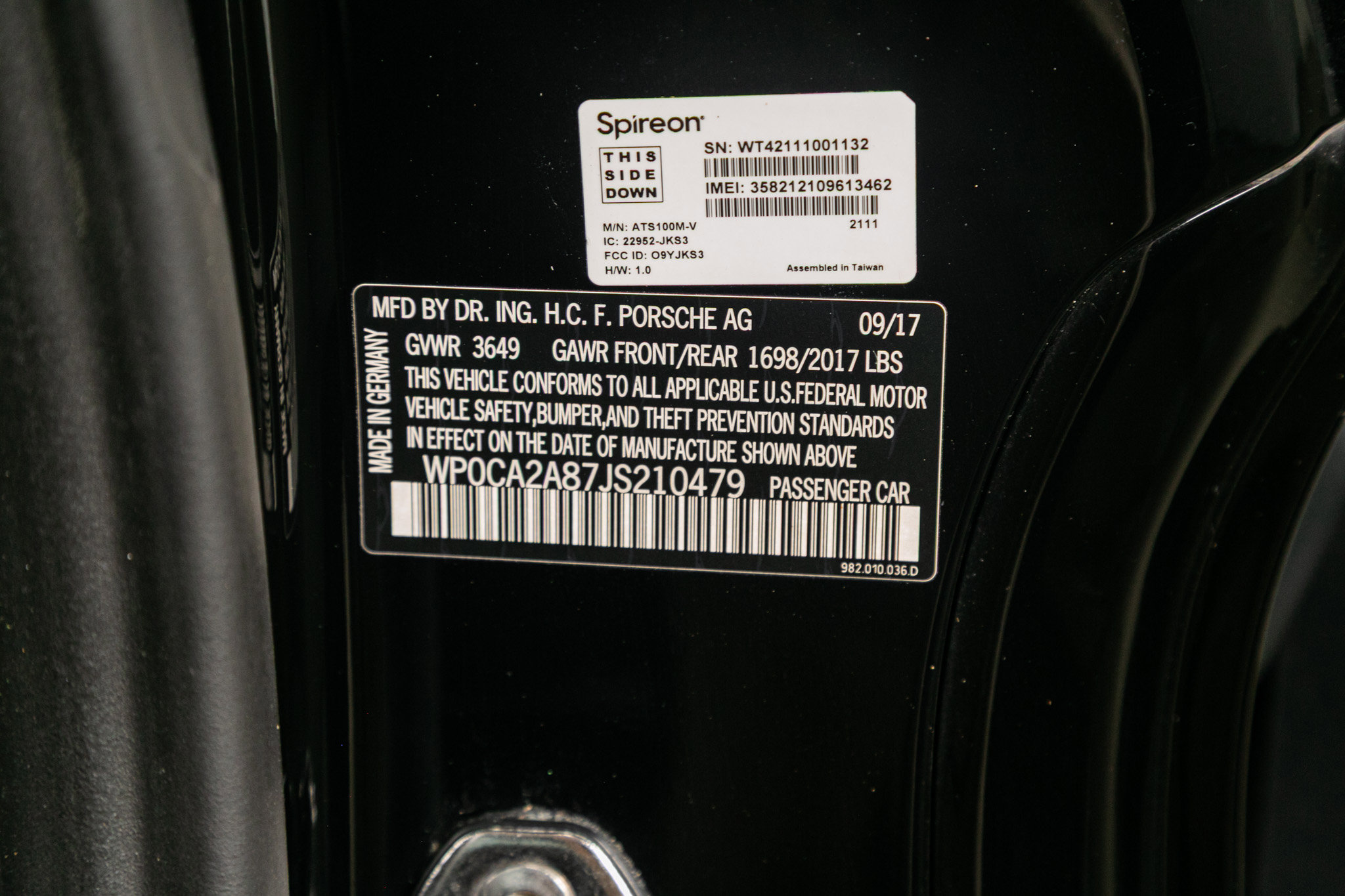 Used 2018 Porsche 718 Boxster Roadster w/ Sport Chrono Package image 35