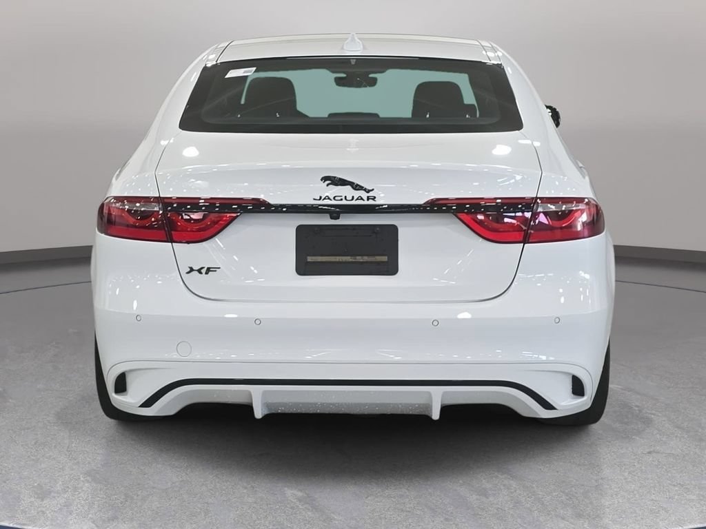 Used 2023 Jaguar XF R-Dynamic SE AWD/4WD image 7