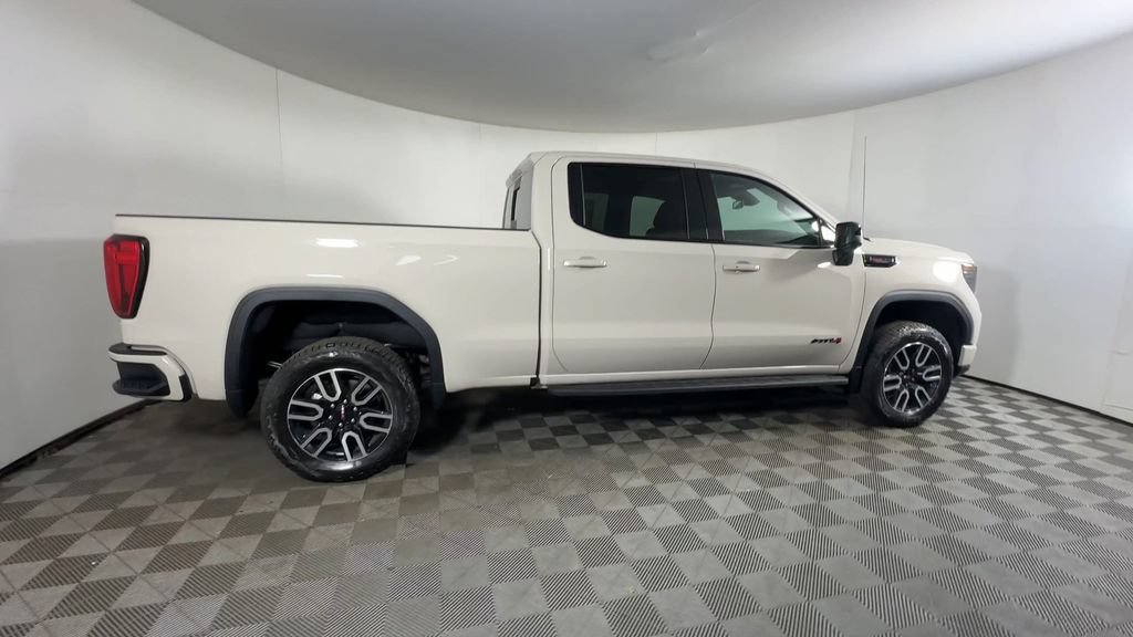 New 2026 GMC Sierra 1500 AT4 w/ AT4 Premium Package AWD/4WD image 9