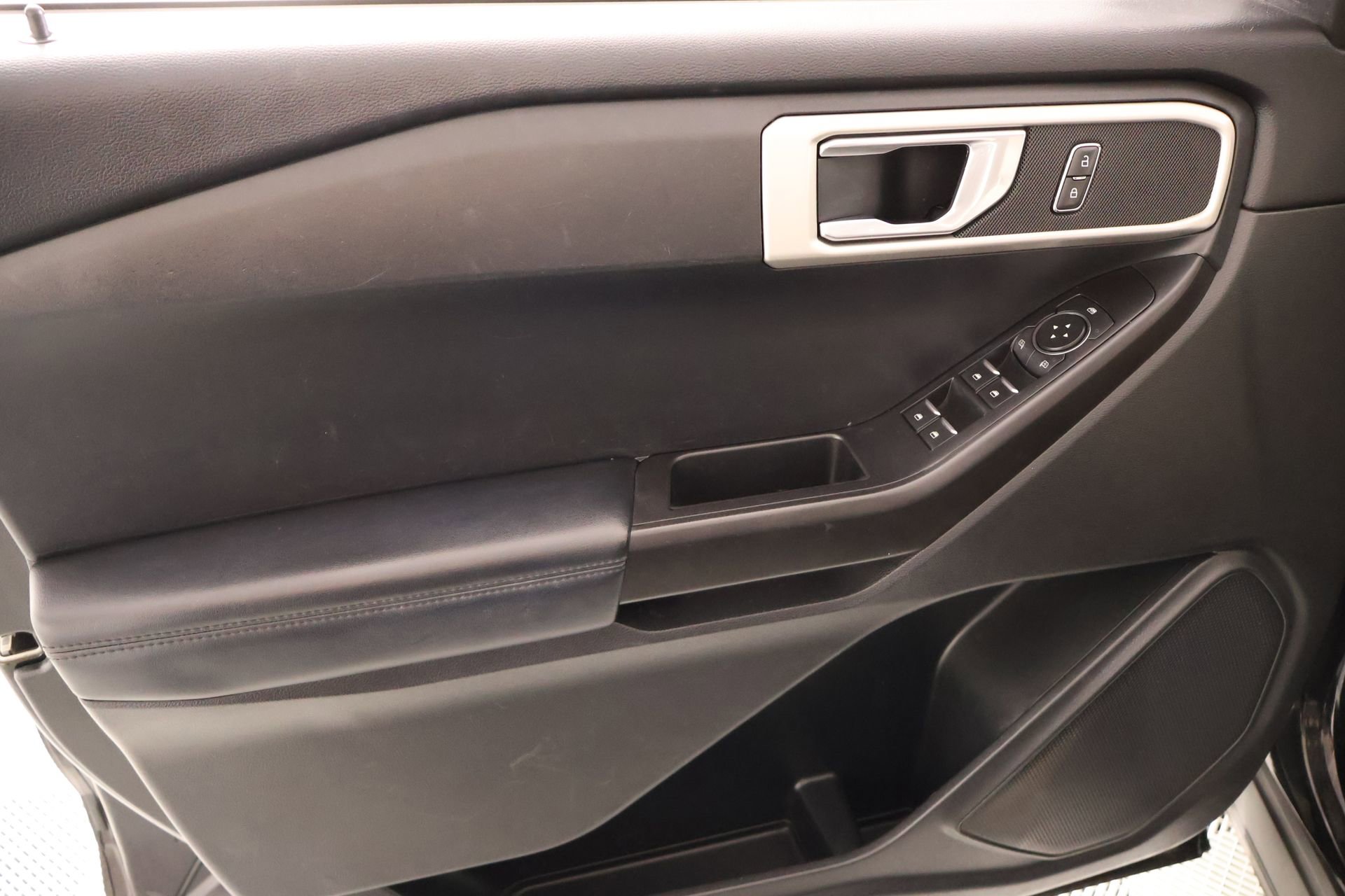 Used 2020 Ford Explorer 4WD image 15
