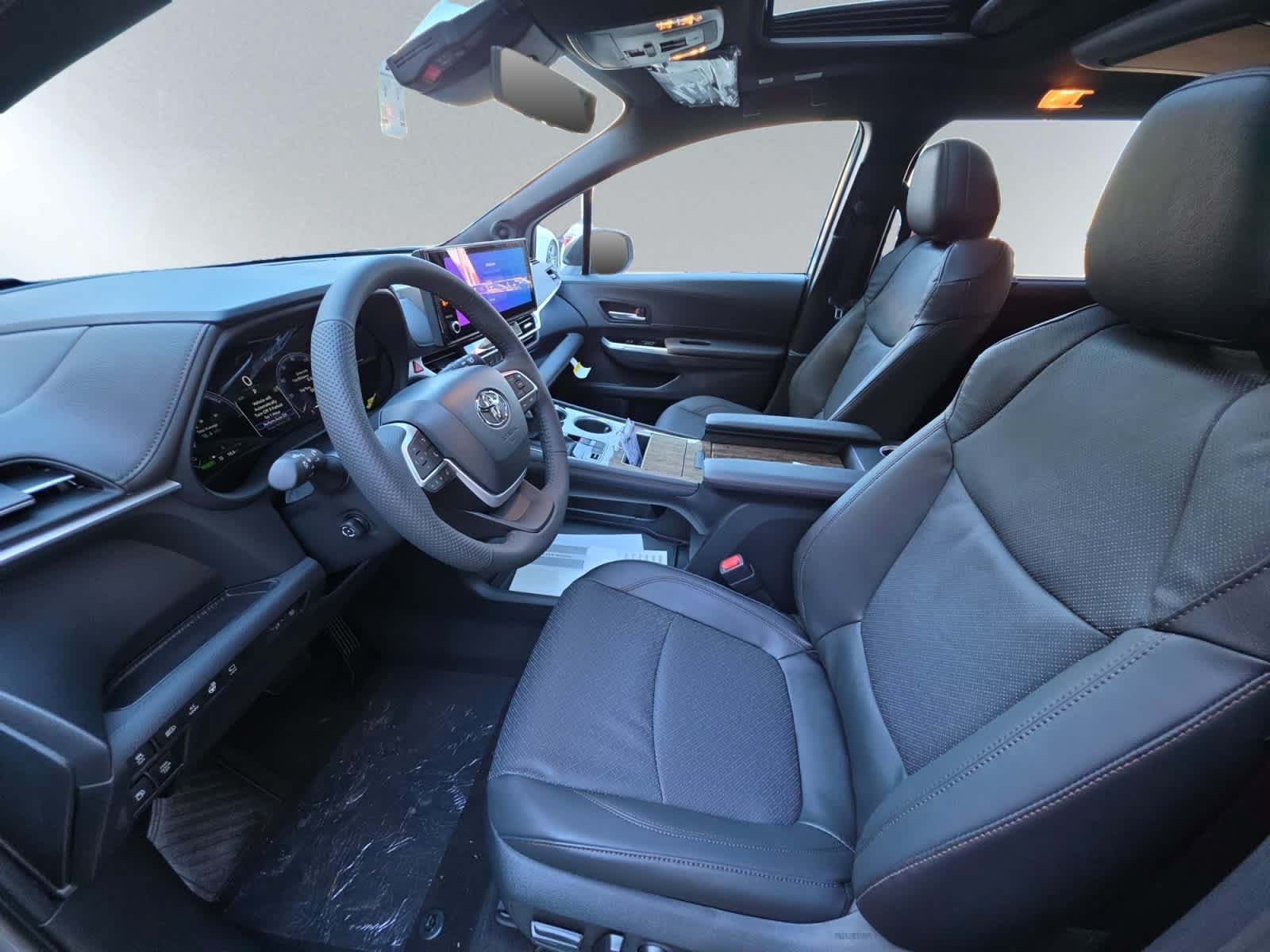 New 2026 Toyota Sienna Platinum AWD/4WD image 7