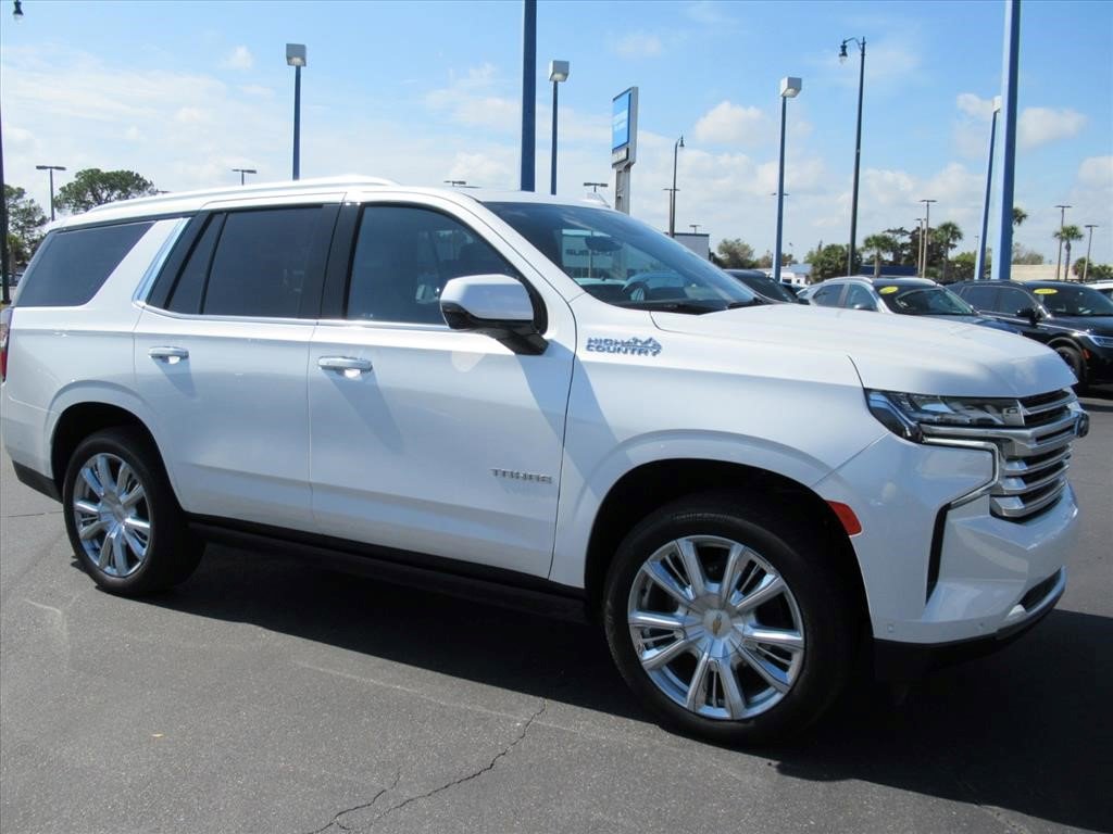 Certified 2024 Chevrolet Tahoe High Country w/ Advanced Technology Package AWD/4WD image 4