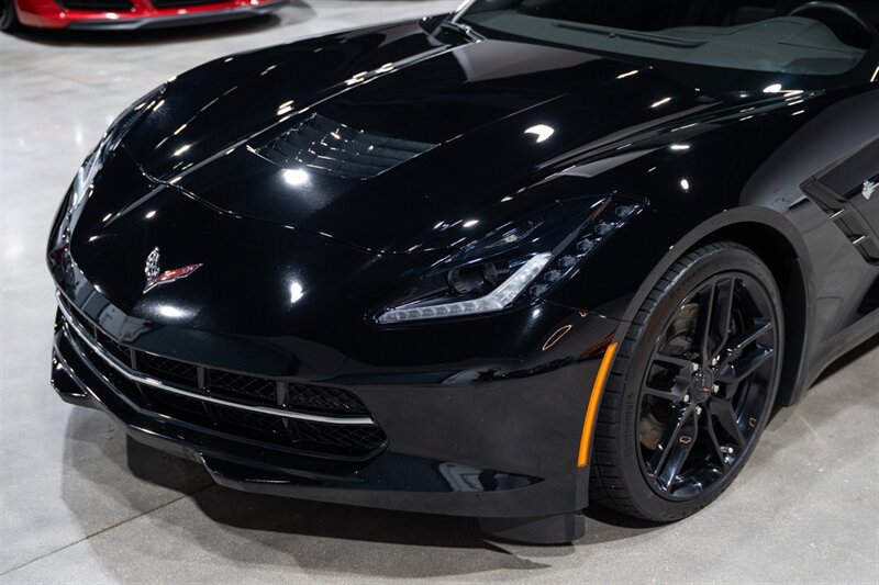 Used 2017 Chevrolet Corvette Stingray Coupe w/ Z51 1LT w/ Battery Protection Package RWD image 11