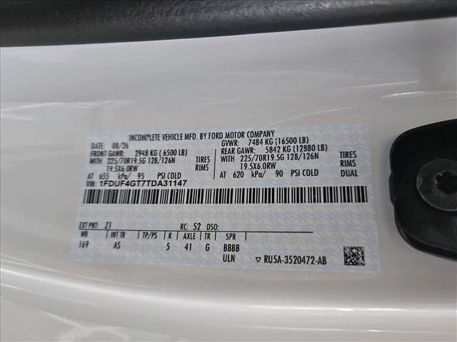 New 2026 Ford F450 XL w/ XL Chrome Package RWD image 18