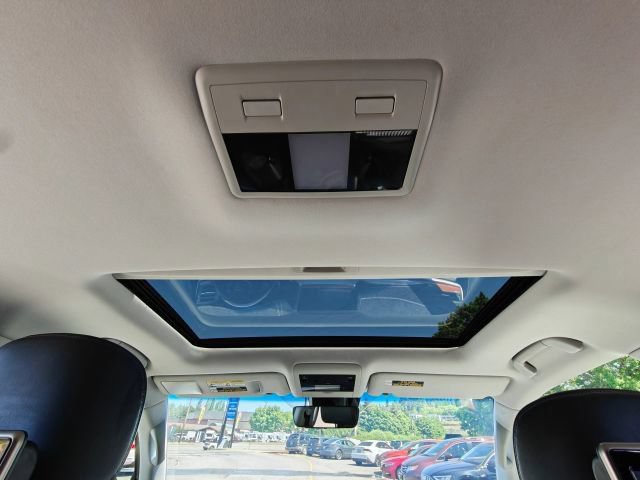 Used 2018 Lexus LX 570 4WD image 49