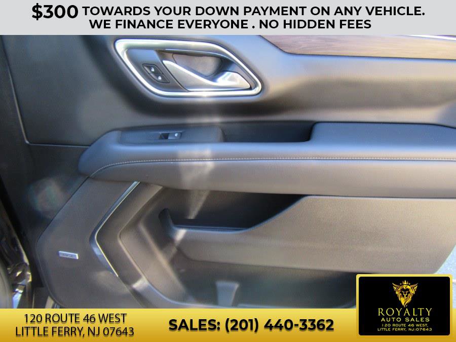 Used 2021 Chevrolet Suburban LT image 19