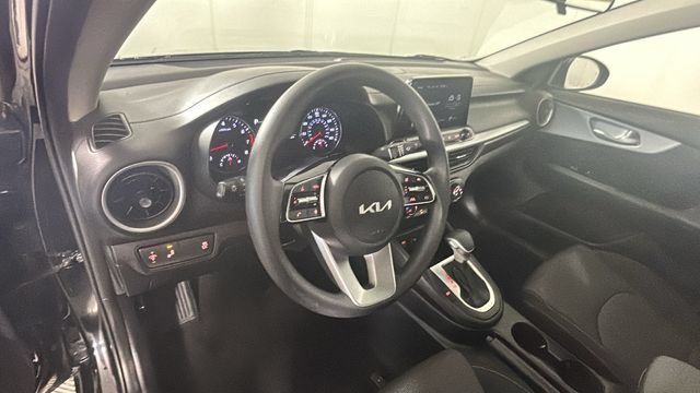 Used 2024 Kia Forte LXS w/ LXS Technology Package FWD image 13