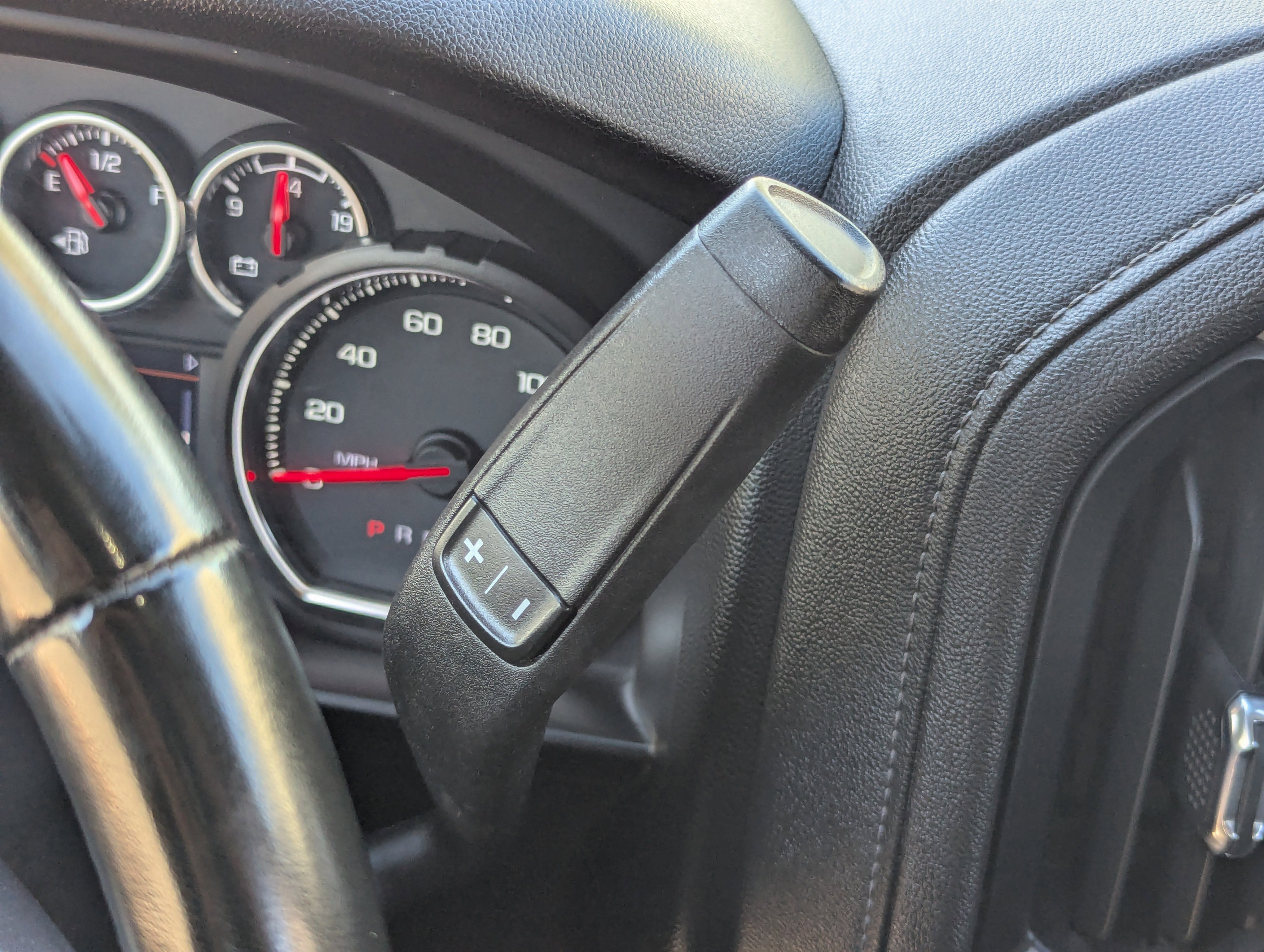 Used 2023 Chevrolet Silverado 2500 LT image 27