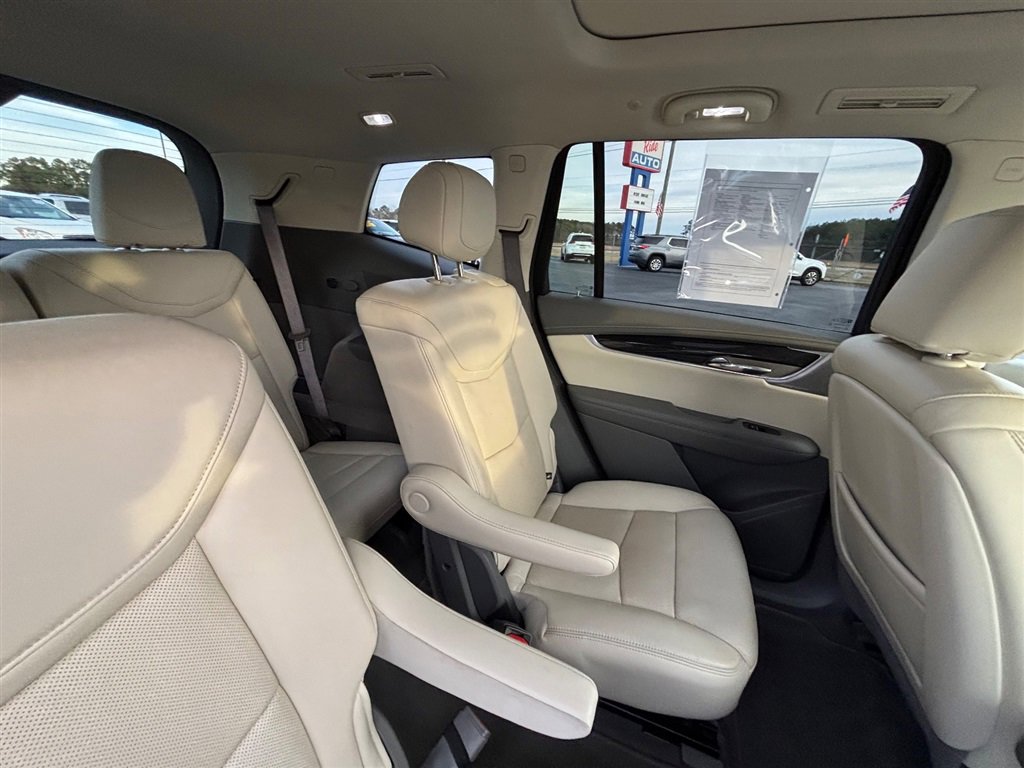 Used 2020 Cadillac XT6 Premium Luxury image 30