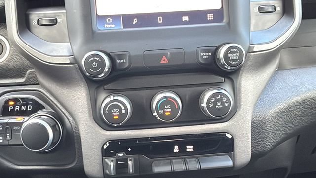 Used 2024 RAM 2500 Tradesman w/ Chrome Appearance Group image 27