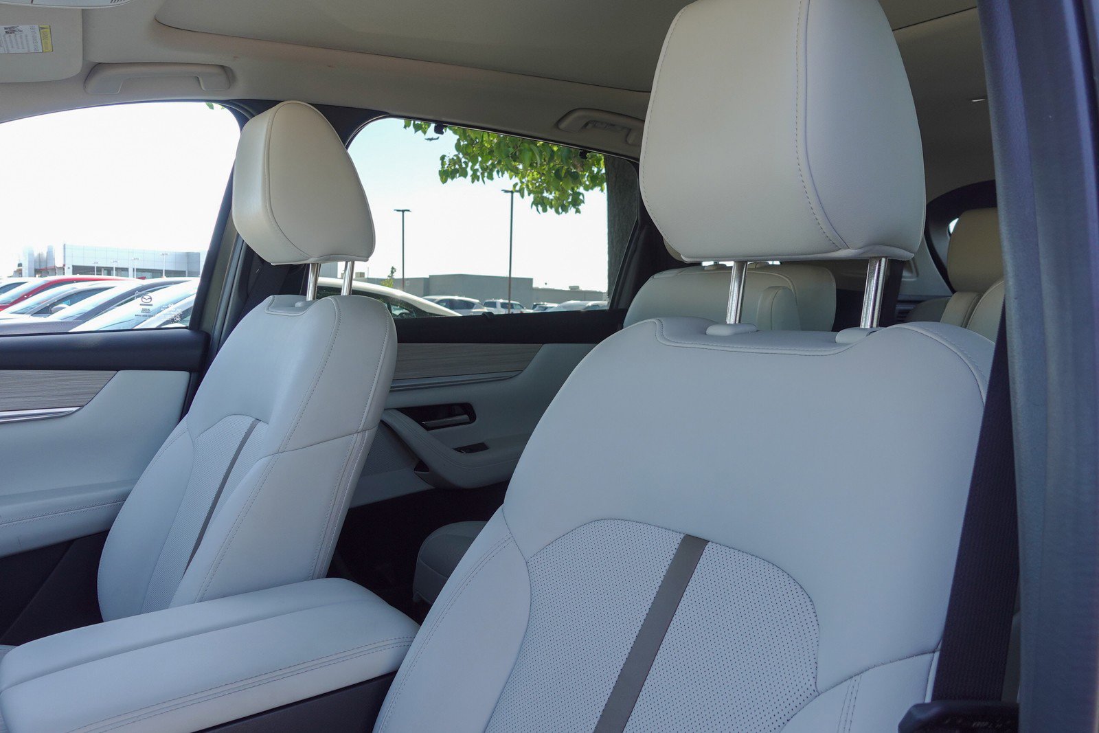 Used 2024 MAZDA CX-90 Plug-In Hybrid w/ Premium Plus image 10