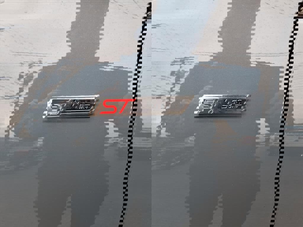 Used 2025 Ford Escape ST-Line Select image 12