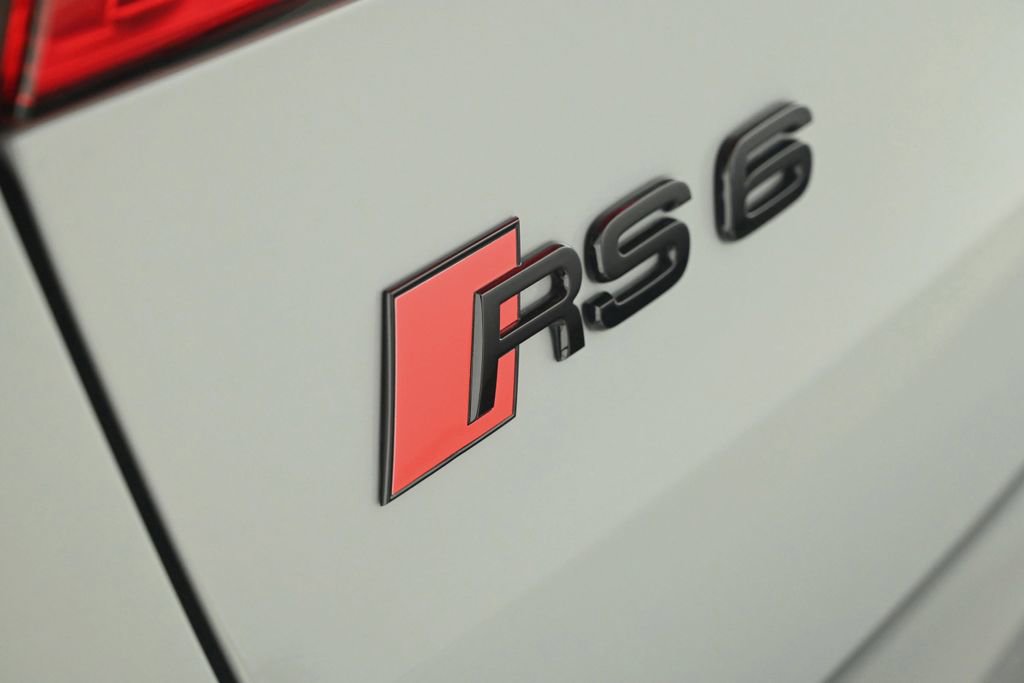 New 2026 Audi RS 6 performance image 25