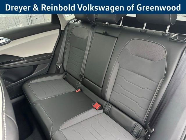 New 2026 Volkswagen Taos SE image 31