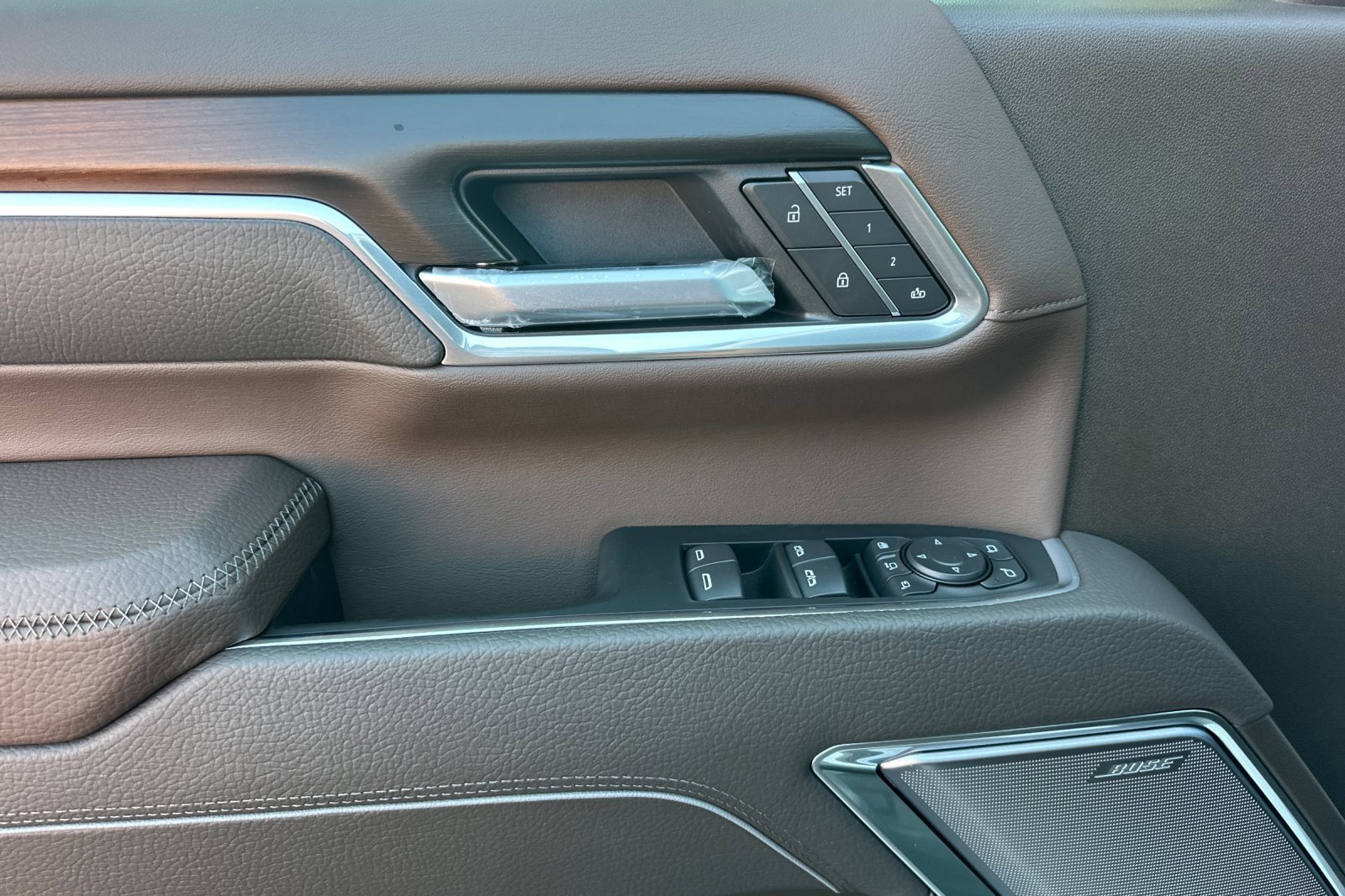 New 2026 GMC Sierra 2500 Denali w/ Denali Reserve Package image 9