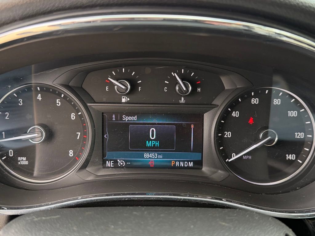 Used 2021 Buick Encore Preferred image 19