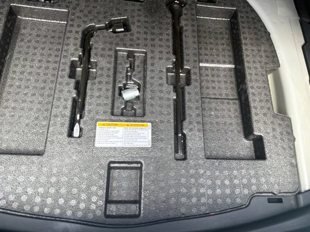Used 2023 Lexus ES 350 w/ Accessory Package (Z1) FWD image 40