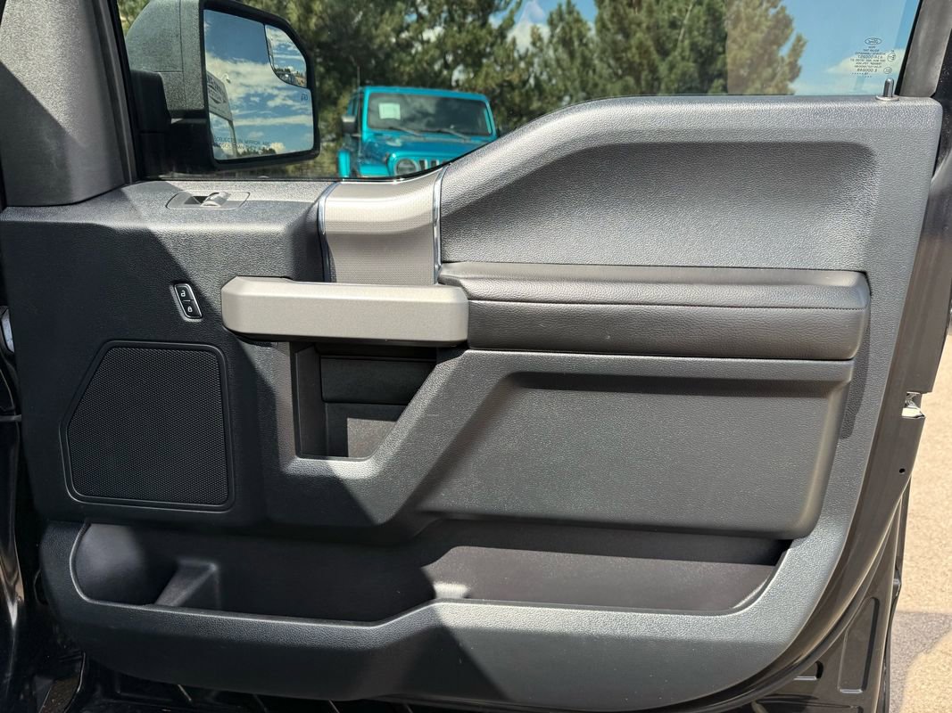 Used 2016 Ford F150 XLT w/ Equipment Group 302A Luxury image 26