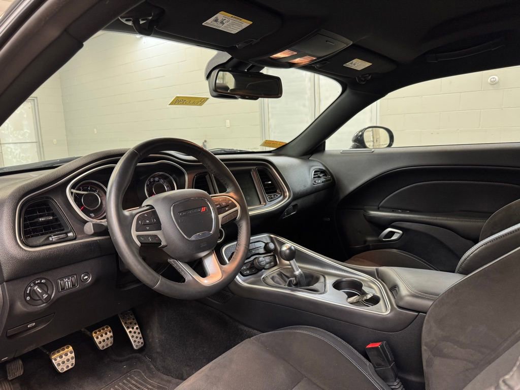 Used 2015 Dodge Challenger R/T Scat Pack w/ Leather Interior Group image 12