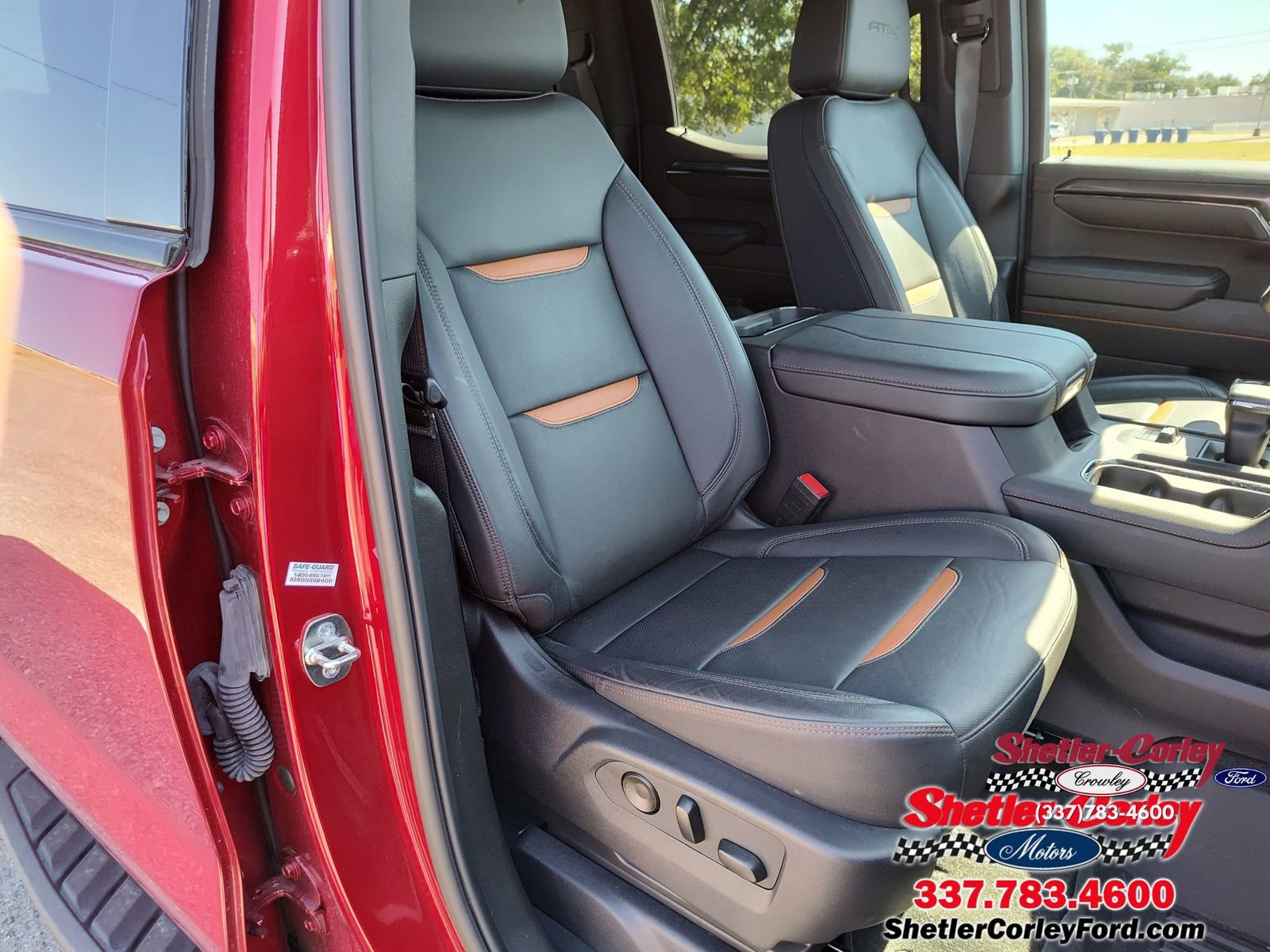 Used 2024 GMC Sierra 1500 AT4 w/ Technology Package image 26