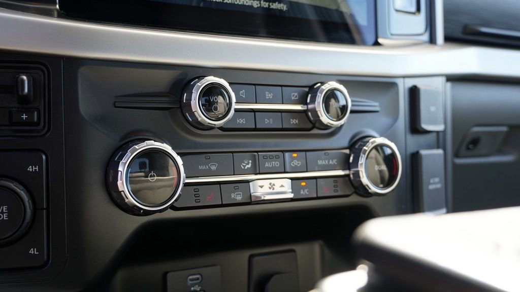 Used 2022 Ford F150 XLT w/ Equipment Group 302A High image 37