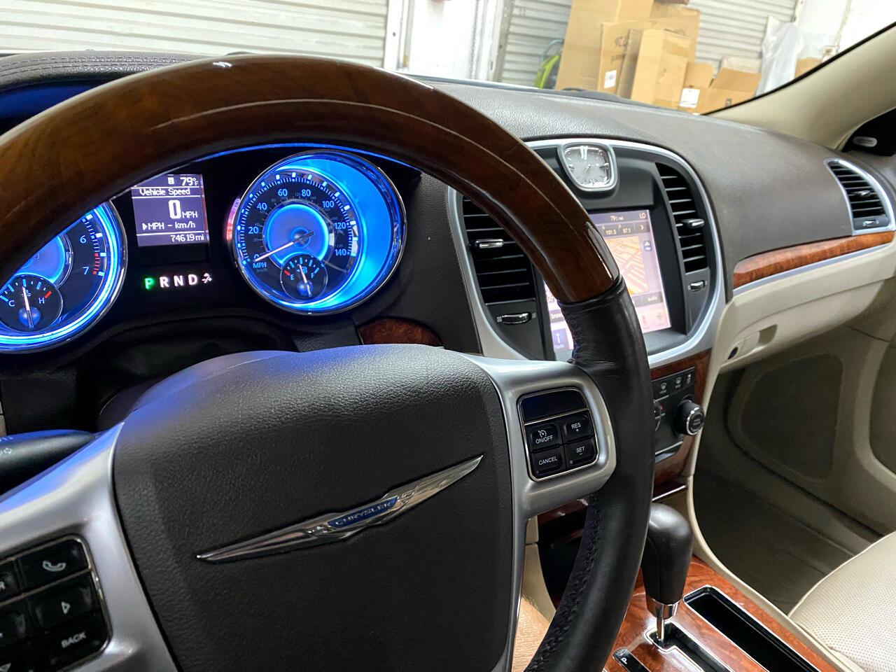 Used 2011 Chrysler 300 Limited w/ Luxury Group image 40