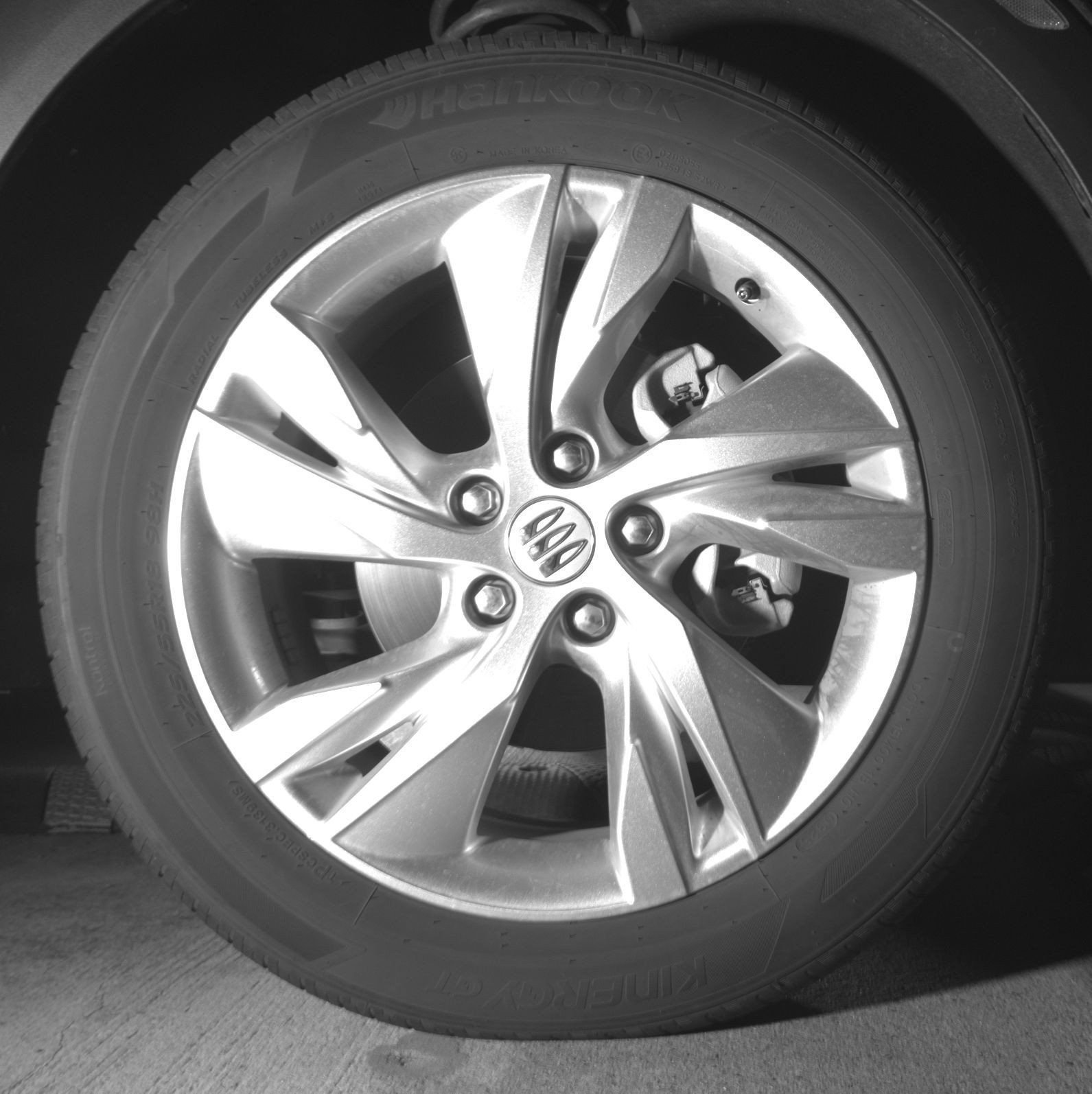 Used 2025 Buick Encore GX Preferred AWD/4WD image 16