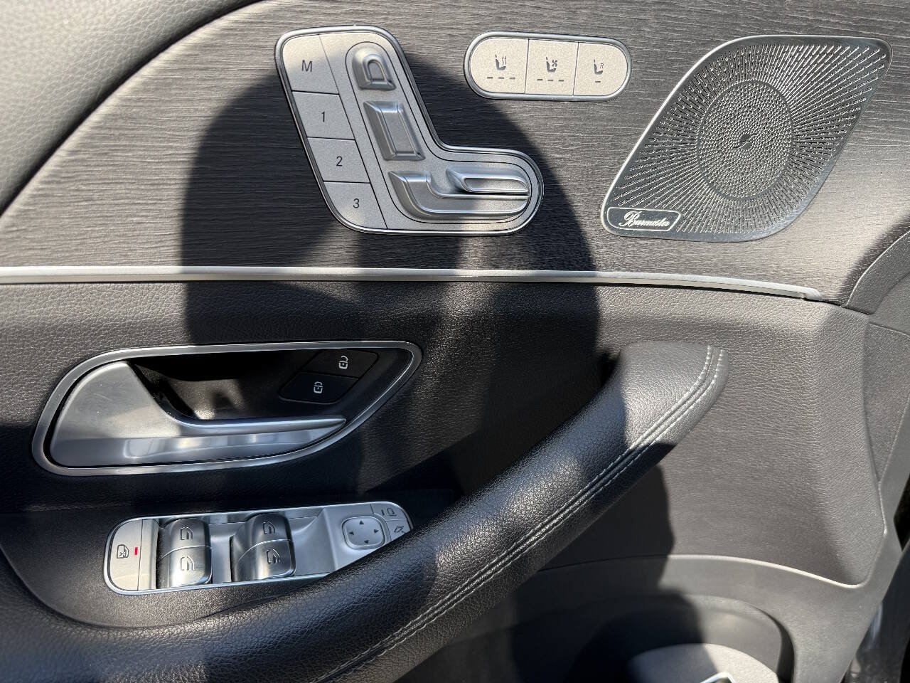 Used 2025 Mercedes-Benz GLS 450 4MATIC image 22