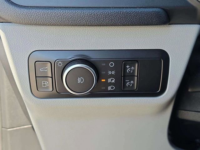 Used 2025 Ford Escape SE FWD image 30