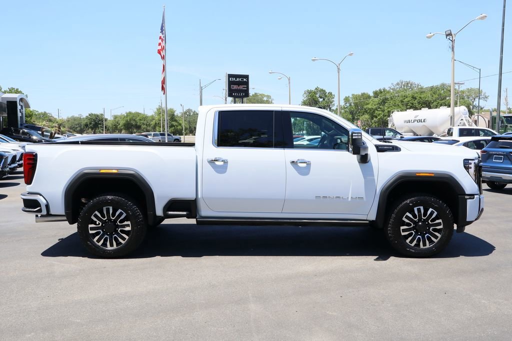 New 2026 GMC Sierra 2500 Denali Ultimate AWD/4WD image 4