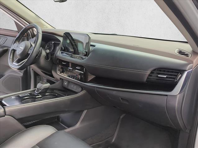 Used 2023 Nissan Rogue SL w/ SL Premium Package image 27