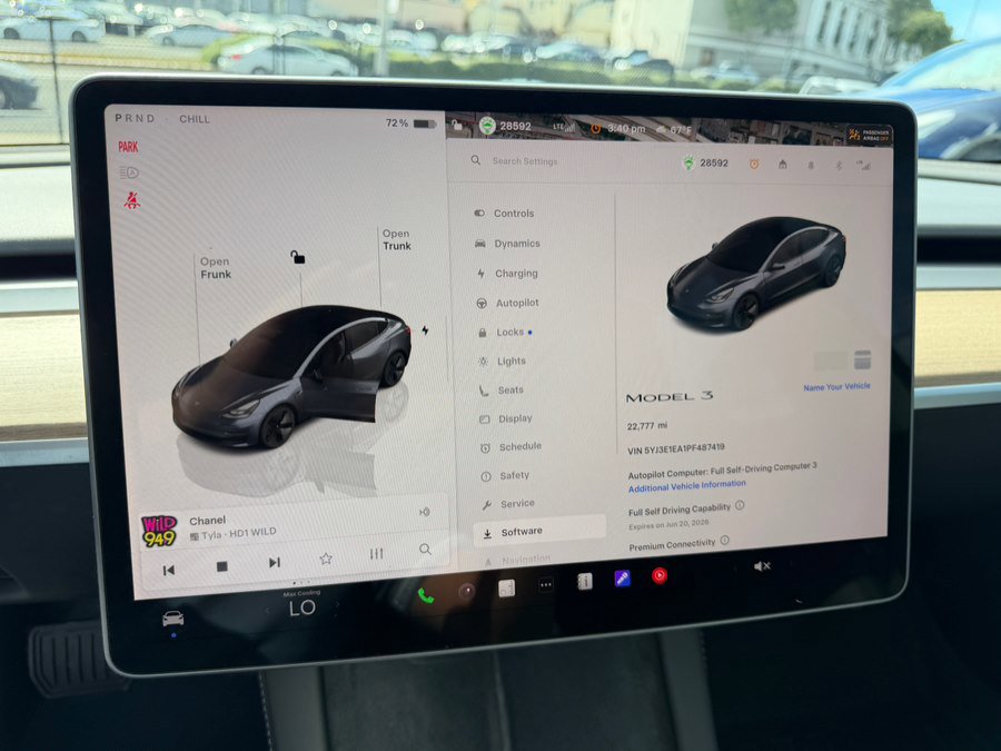Used 2023 Tesla Model 3 Standard Range image 21