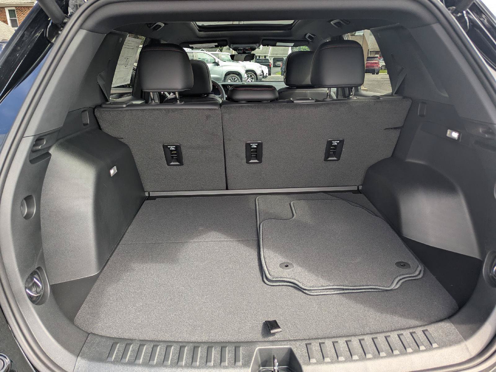 New 2027 Chevrolet Equinox RS w/ Safety and Technology Package AWD/4WD image 54