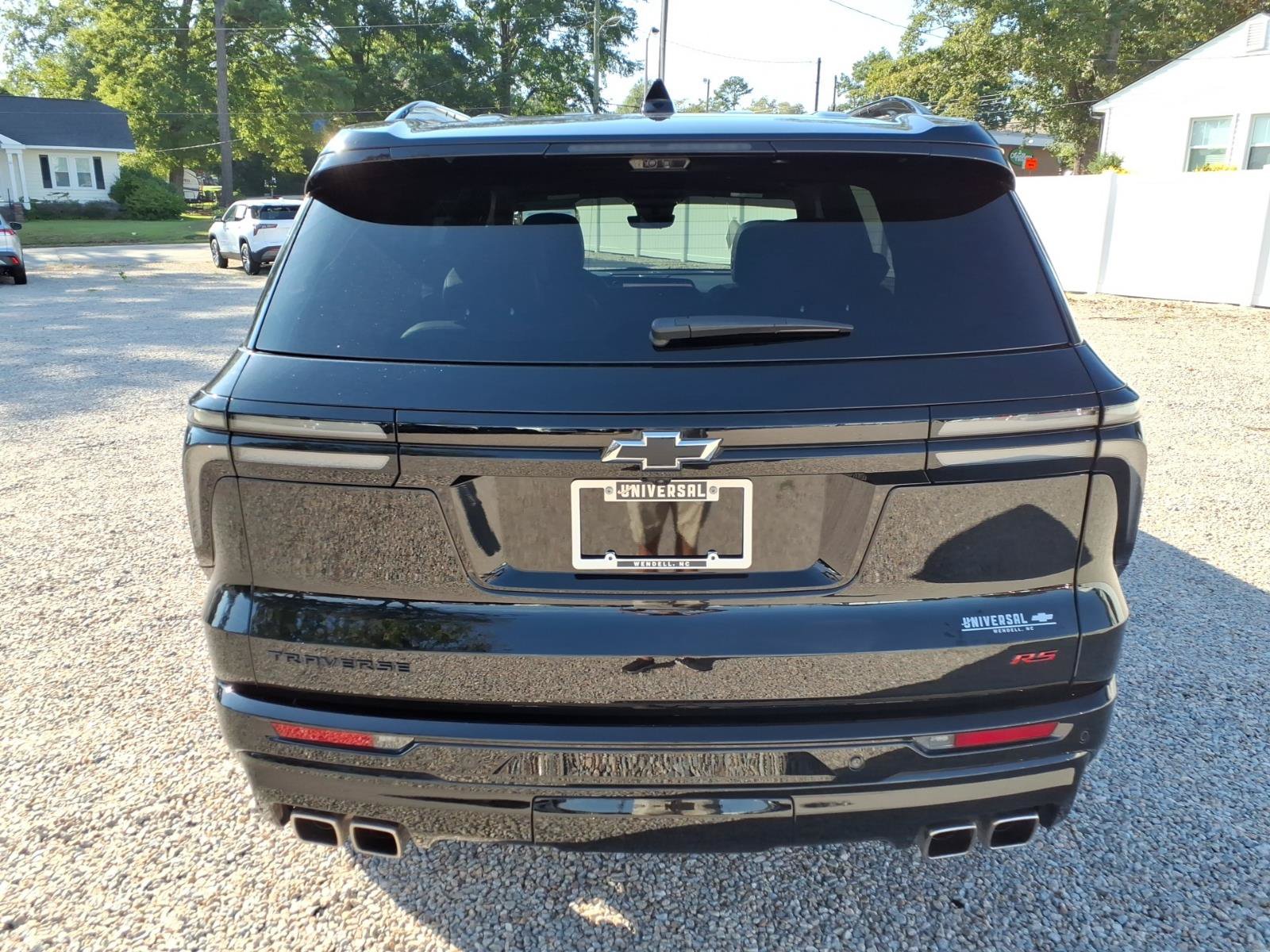 Used 2024 Chevrolet Traverse RS FWD image 6