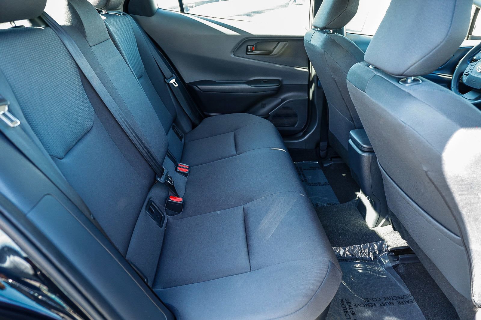 Used 2026 Toyota Prius LE FWD image 17