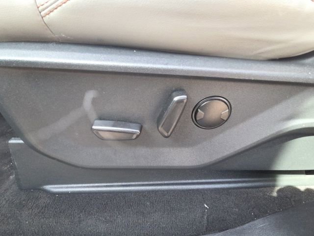 Certified 2025 Ford Expedition Active image 31