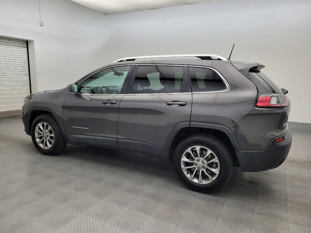 Used 2019 Jeep Cherokee Latitude Plus AWD/4WD image 3