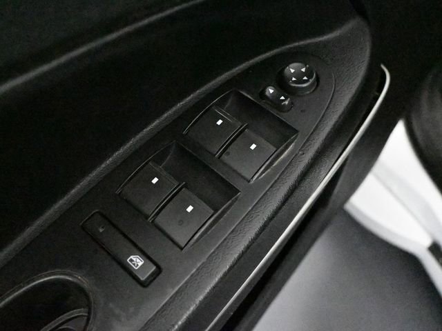 Used 2009 Chevrolet HHR LS image 18