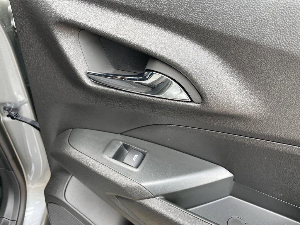 New 2026 Chevrolet Trax RS w/ Driver Confidence Package image 36