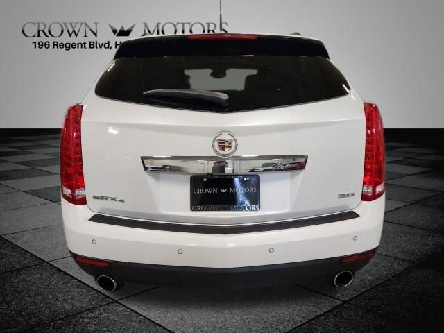 Used 2012 Cadillac SRX Luxury image 4
