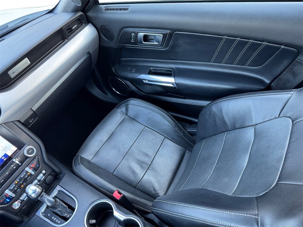 Used 2021 Ford Mustang Premium image 17