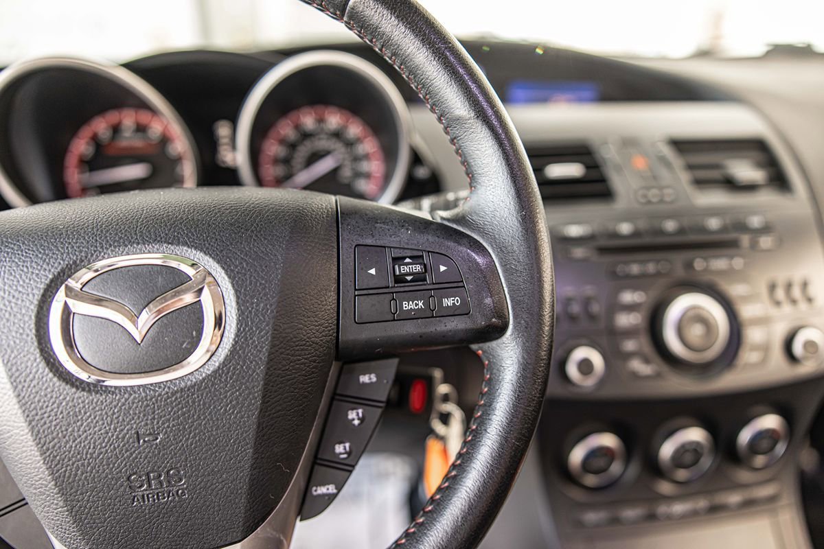 Used 2013 MAZDA MAZDA3 Touring FWD image 24