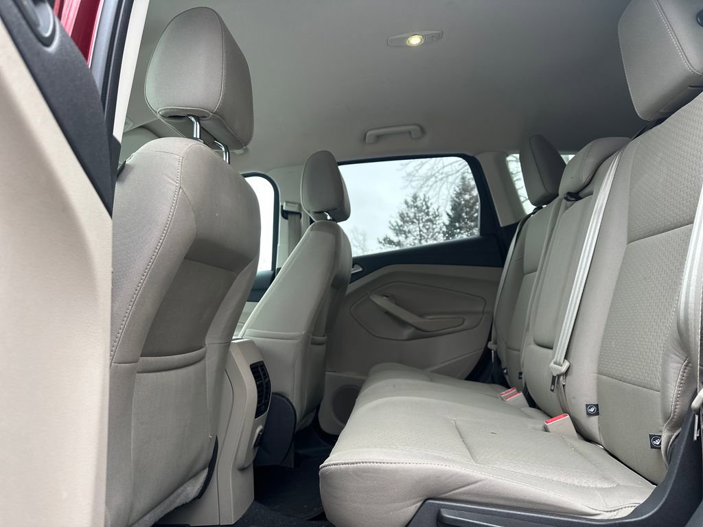 Used 2017 Ford Escape SE image 14