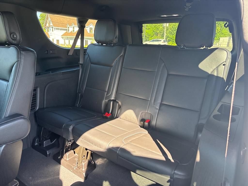 Used 2026 GMC Yukon XL Denali w/ Sun & Power Step Package AWD/4WD image 19
