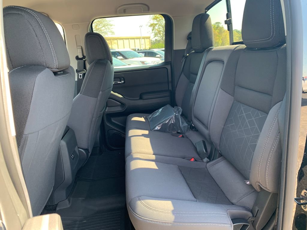 New 2026 Nissan Frontier SV image 8