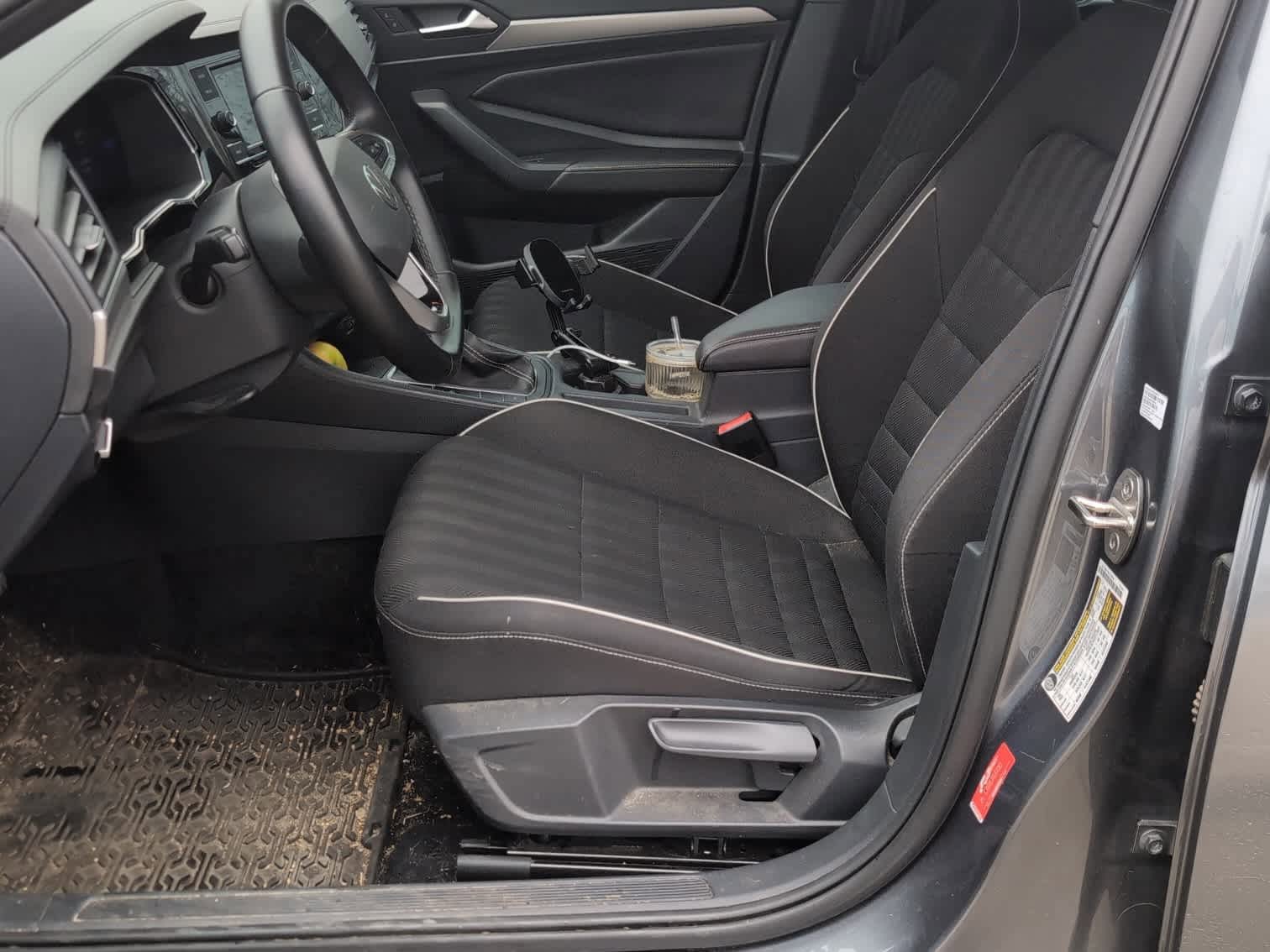 Certified 2023 Volkswagen Jetta Sport FWD image 2