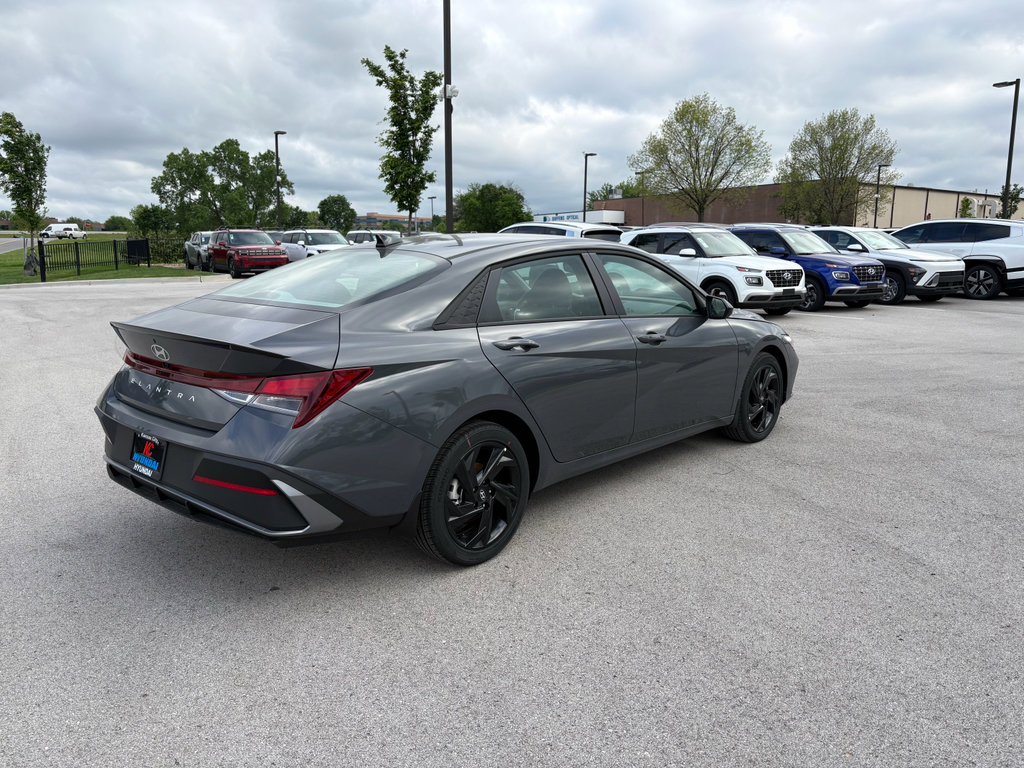 New 2026 Hyundai Elantra Sport FWD image 5