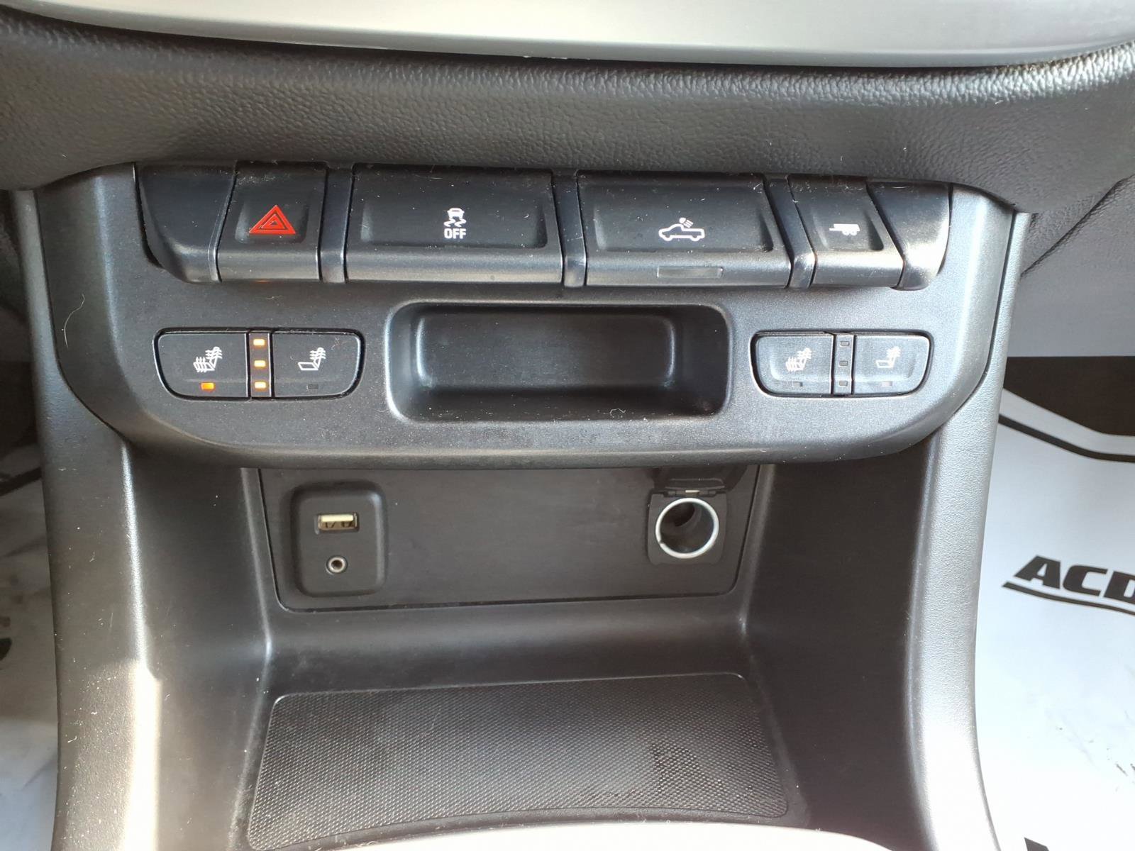 Used 2018 Chevrolet Colorado LT w/ LT Convenience Package image 24