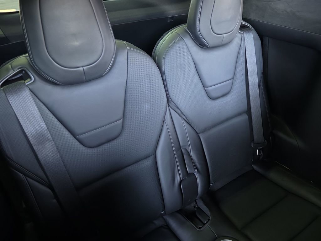 Used 2017 Tesla Model X 90D image 17