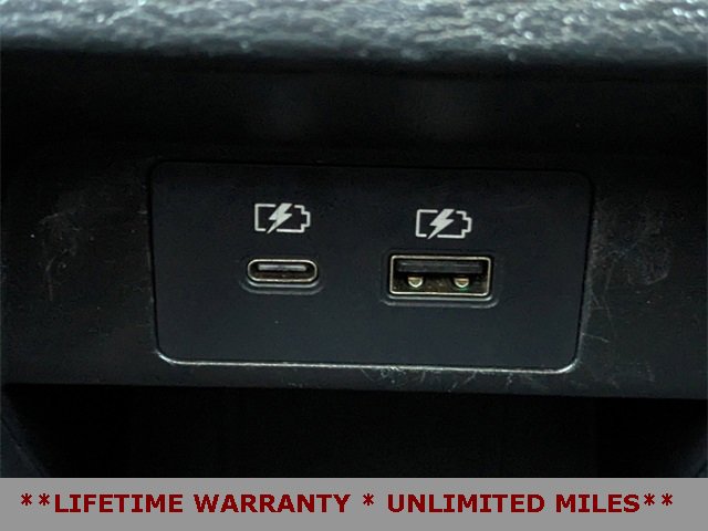 Used 2022 Mitsubishi Outlander SE image 22